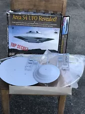 Area s4 ufo - Revealed - Top Secret - Scale Model Kit