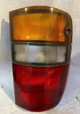 1994 ISUZU TROOPER RH TAIL LIGHT USED OEM (For: Isuzu)