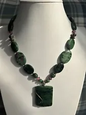 vintage Jade stone with silver tone beads Handmade necklace from Burma for sale