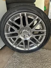 New Listing18 inch universal 5lug rims . used so does have some chips in the paint