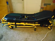 STRYKER MX-Pro 6082 R3 EMS AMBULANCE COT STRETCHER w/ IV POLE - BRAKES - GURNEY