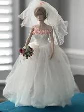 Franklin Mint Princess Diana Of Wales with Franklin Doll Finery Wedding Dress