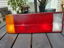 1984-1993 BMW 3 SERIES E30 LEFT DRIVER TAIL LIGHT ASSEMBLY 1368823 1376878 OEM (For: 1987 BMW)