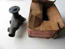 Vintage Accurate 1107 Water Pump for 1952-1964 Ford Passenger & Truck 215 223