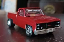 GREENLIGHT (CUSTOMIZED) 1985 GMC SIERRA ( Street/Drag Truck)