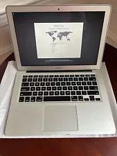 Apple Mac Book Air 13-inch mid 2013-Excellent condition, Used only a few times