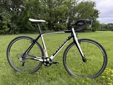 Specialized Crux Elite Cross Gravel Bike: SRAM Rival 1x11 Group, DT Swiss Wheels