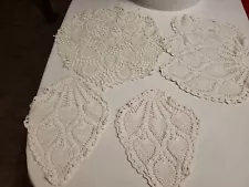 New ListingVintage pineapple doilies nice sizes