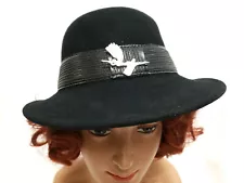 Womens wool felt hat 1930's 1940's style brimmed with feathers one size 22 1/4"