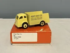 Winross Fort Gas Co. Utility White 3000 Truck 1966 with original box NIB