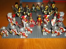 LEGO Gear: Lego Kingdoms Chess Set (853373) Minifigures only