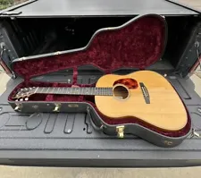 James Goodall Traditional Baritone Acoustic Guitar With Case TMhB