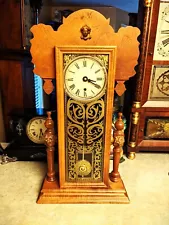 Par Oro Canada vintage mantel clock for sale