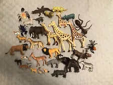 Large Lot Of Assorted Plastic Zoo Animals