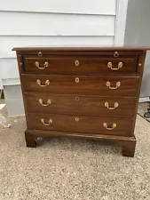 Beautiful HENKEL HARRIS 2401 29 Mahogany Chippendale Serving Chest