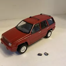 New Listing1/24 Scale 1996 Jeep Cherokee - Assembled Plastic Model