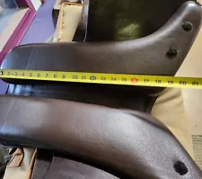 Ansur Elite jump saddle for sale. Havana 17" in excellent used condition