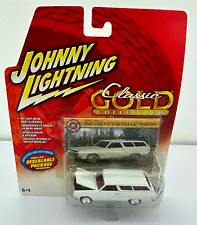 Johnny Lightning "1965 Chevy Chevelle Wagon" Classic Gold Collection Diecast