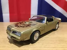 1:18 ERTL 1977 Pontiac Firebird Trans Am