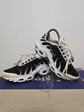 Nike Air Max Plus Sneaker mens size 5y Black Tuned Tns Runner Gym Shoe Youth