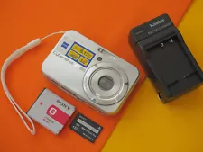 Sony Cyber-Shot DSC-N1 8.1MP Compact Digital Point and Shoot Camera WORKING