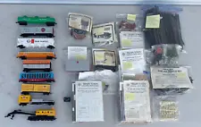 VTG Bachmann HO Scale Train Set No. 49-95822 Lots of Accs.100+Pieces INCOMPLETE
