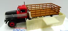 FRANKLIN MINT 1939 PETERBILT STAKE TRUCK RED AND WHITE 1:32 SCALE B11UO25 NIB