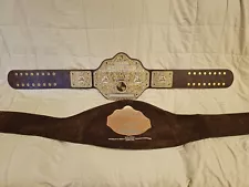 OFFICIAL BIG GOLD WORLD HEAVYWEIGHT CHAMPIONSHIP ADULT REPLICA WRESTLING BELT