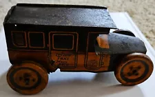 VINTAGE TIN TOY CAR / YELLOW TAXI MAIN / J CHEIN & Co / USA / FOR PARTS