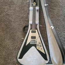 Gibson Flying V 2007- Ebony - EXCELLENT condition + CASE