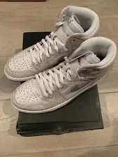 Air Jordan 1 Retro High OG Laser