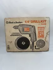 BLCK & DECKER 1/4" DRILL KIT ACCESSORIES AND CARRYING CASE INCLUDED *NEVER USED*