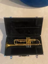 Used Yamaha Trumpet YTR-2335 Bb Student Trumpet, with Case