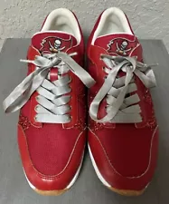 Tampa Bay Buccaneers Cuce women’s shoe size 7 glitter