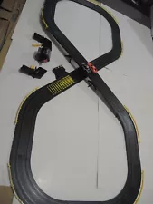 TYCO HO RACE TRACKS (W /2) 440x2 NASCARS (37) PIECES TOTAL (WORKS GREAT)