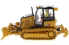 Caterpillar D3 Track-Type Tractor w/Ripper