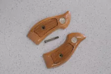 OEM FACTORY Smith & Wesson J Frame Round Butt Wood Grips w/ Screw S&W TAKE OFFS