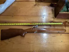 Beautiful Remington gun ? Stock solid wood Walnut Plain Action Right Hand