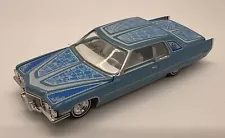 GreenLight 1:64 California Lowriders R2 1972 Cadillac Coupe deVille NOT FOR SALE