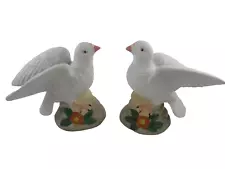 VTG Pair of Porcelain Turtle Doves Pink Floral Base - 5.25" Tall Wings Up