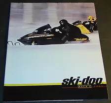 2001 SKI-DOO MACH Z SNOWMOBILE SALES BROCHURE 12 PAGES NEW (662)