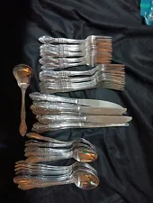 Oneida Northland Flatware SS Carolina 50 Pcs Service for 8 Plus Extras