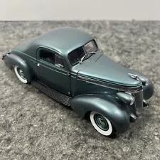 Danbury Mint 1937 Studebaker Dictator Coupe Limited Edition - FOR PARTS, REPAIR