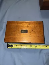 ￼ vintage antique Pistol Lined Display Case Gun Box for small Derringer