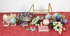 COLLECTION OF MINERALS. VARIOUS SIZES AND SHAPES. XXTH CENTURY.