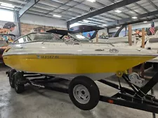 2011 CROWNLINE 21SS WITH TRAILER - NO RESERVE