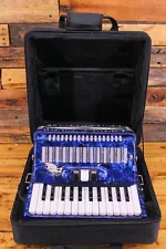 SofiaMari SM-2648, 26 Piano 48 Bass Accordion Dark Blue Pearl BLEMISH