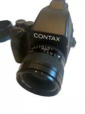 Contax 645 AF Medium Format Film camera w/ Zeiss Planar 80mm Lens w/extra back