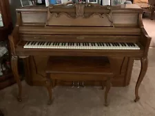 Wurlitzer Model 2780 Console Piano with Bench Mid-80s Please Read Before Bidding