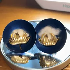 Unique vintage cotton boll blue metal disc clip on earrings